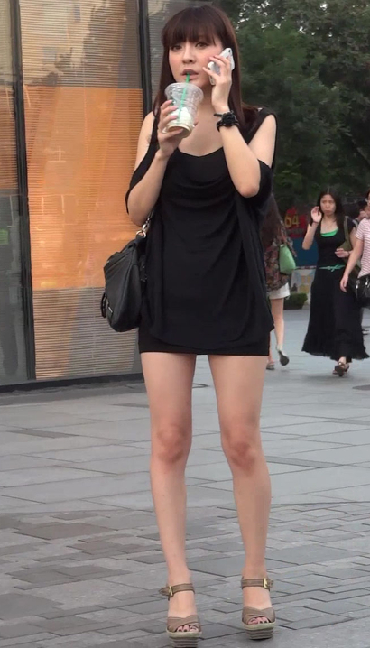 【视频】一位千娇百媚的性感高雅服饰宽臀美眉[VZ-S735]