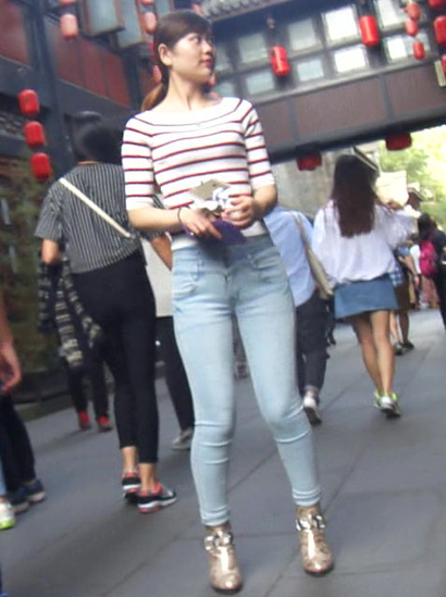 【视频】抓拍秀外慧中的风尚优美衣着宽臀女神[WQ-YDIJ]