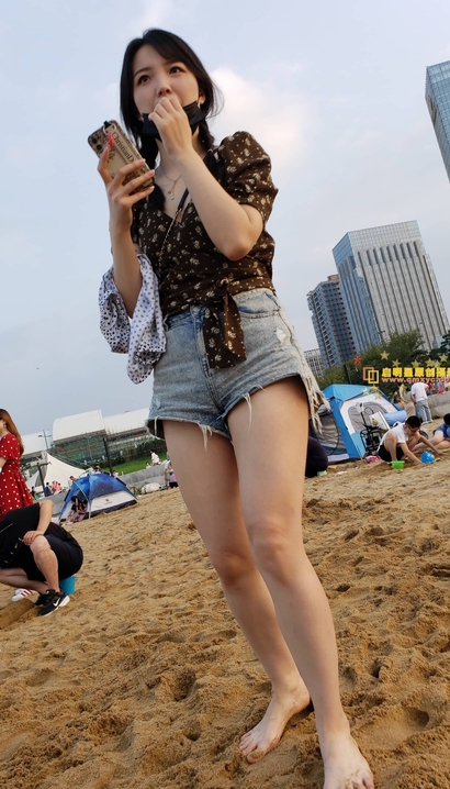 抓拍楚楚动人的气质热裤美腿小姐姐[HT-91F0]